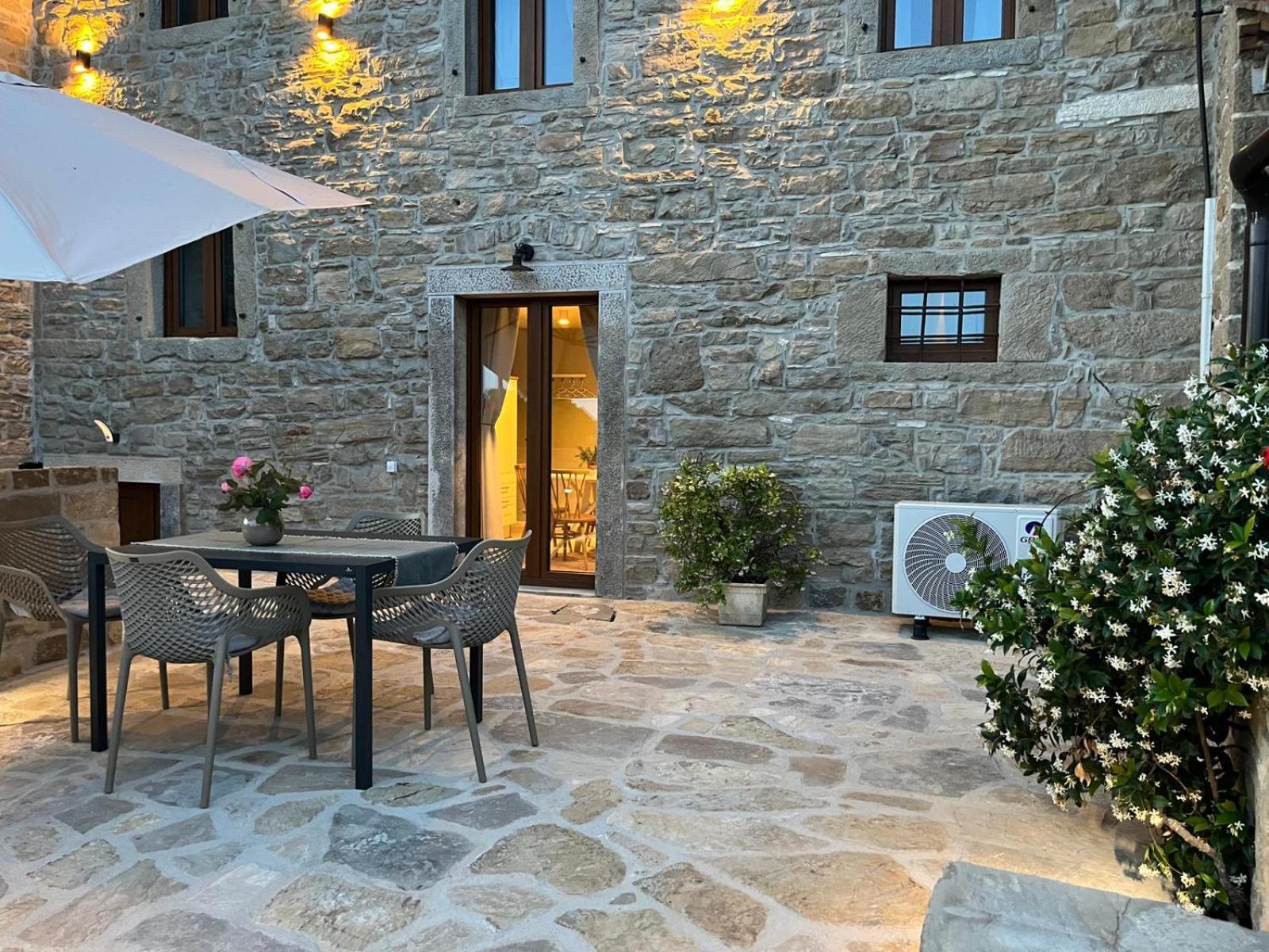 Apartments Grožnjan 外观 照片